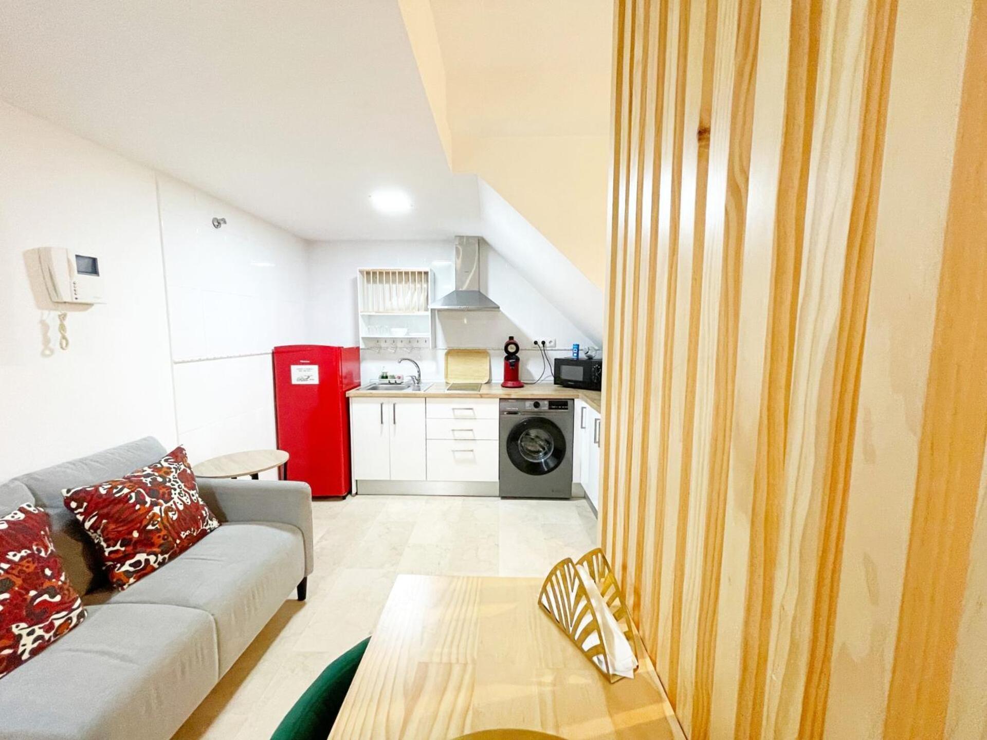 New Tropic Malaka Home Малага Экстерьер фото